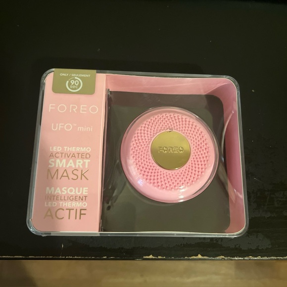 Foreo UFO Pink LED Thermo Activated Smart Mask Treatment Device New In Box - Picture 1 of 3